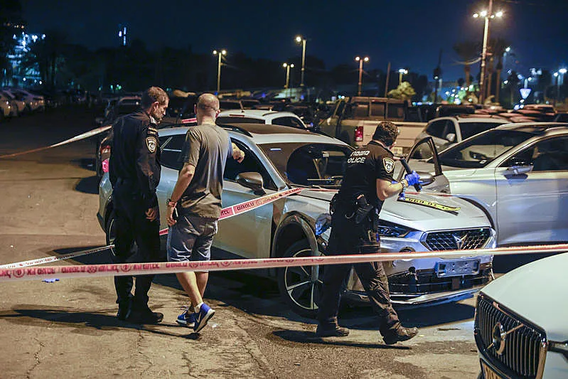 זירת הרצח בחניון גני יהושע בתל אביב