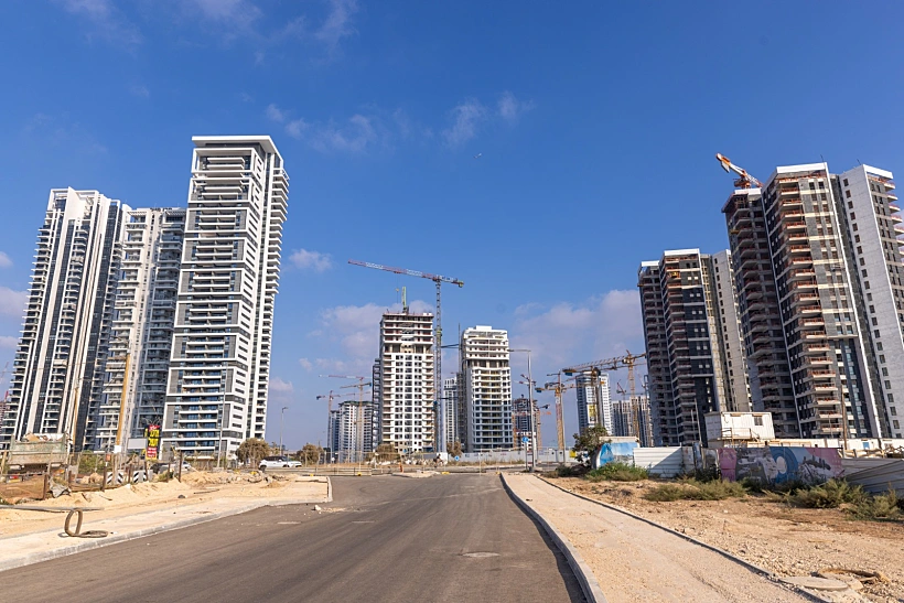 בניינים חדשים בבת ים
