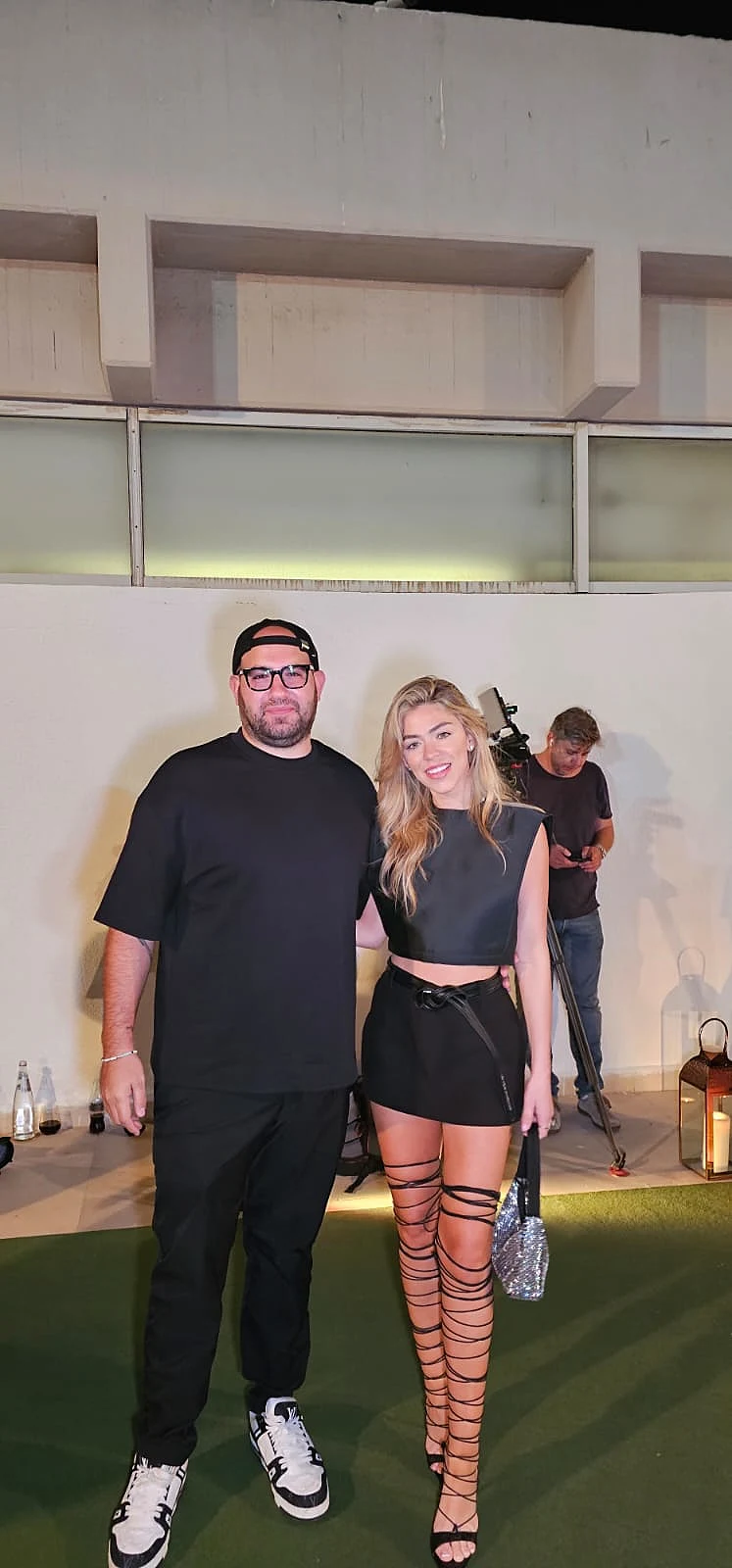 רון ביטון ובת זוגו