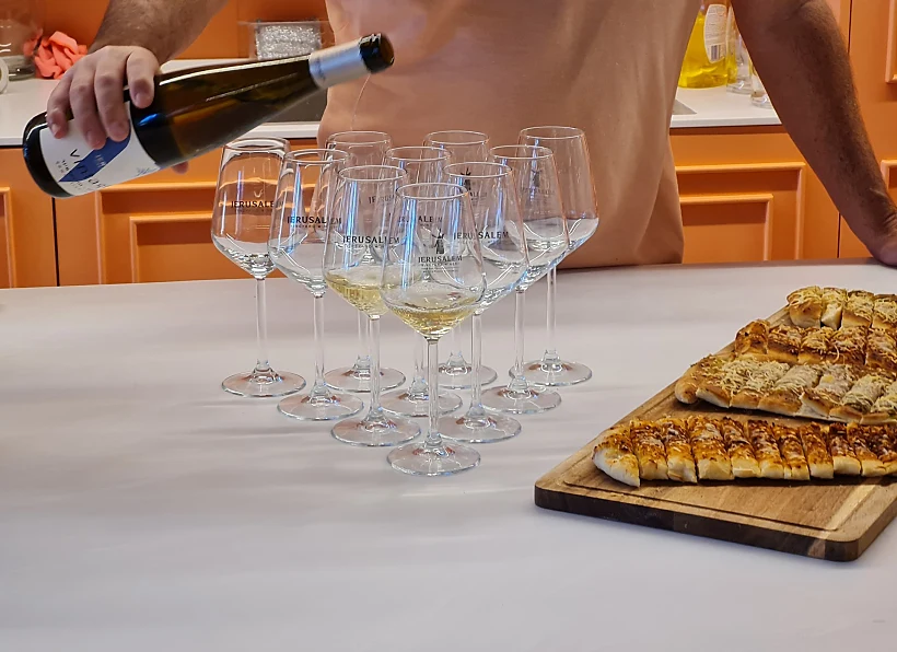 טעימות יין ב"ג'רוז יארד