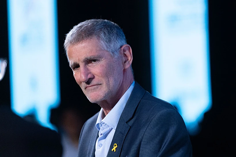 אלוף במיל' יאיר גולן, יו"ר הדמוקרטים