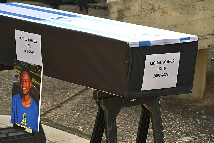 טקס הפרידה מג'ושוע לואיטו מולל