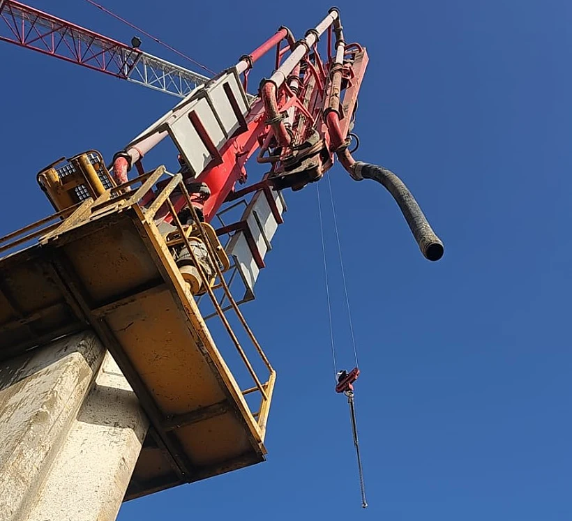 הנער שאותר על משקולת עגורן בירושלים
