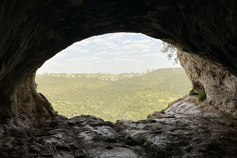 מערת אורנית