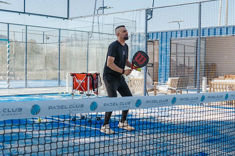 מגרש פאדל במלון "נוף גינוסר"