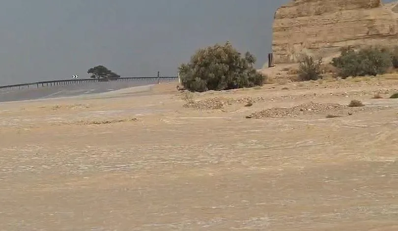 שיטפון בכביש 90, נאות הכיכר