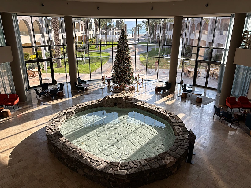 חנו-כריסמס במלון מגדלה על שפת הכנרת