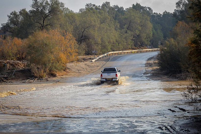 הצפה בנחל צאלים בדרום