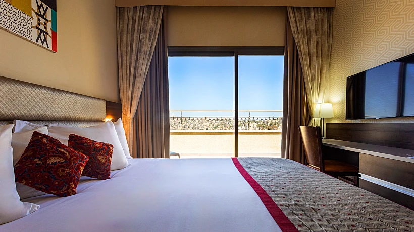 חדר במלון רמדה אוליביה