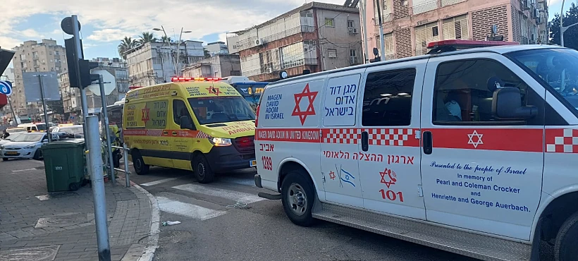 זירת השריפה בפתח תקווה