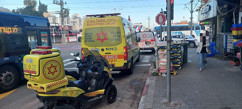 זירת השריפה בפתח תקווה