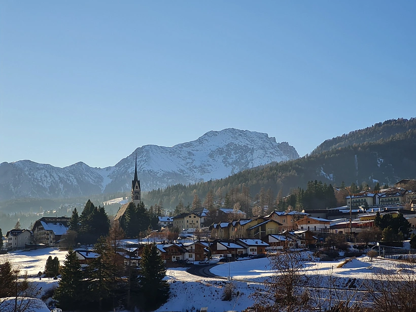 הכפר פוצה בדולומיטים