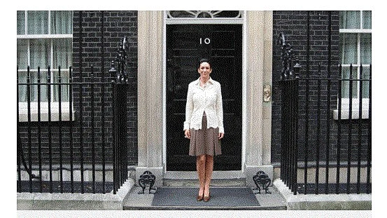 גיליין מקסוול בדאונינג 10