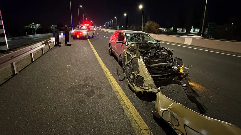 אמבולנס בכביש 3, סמוך לצומת אחים שבדרום