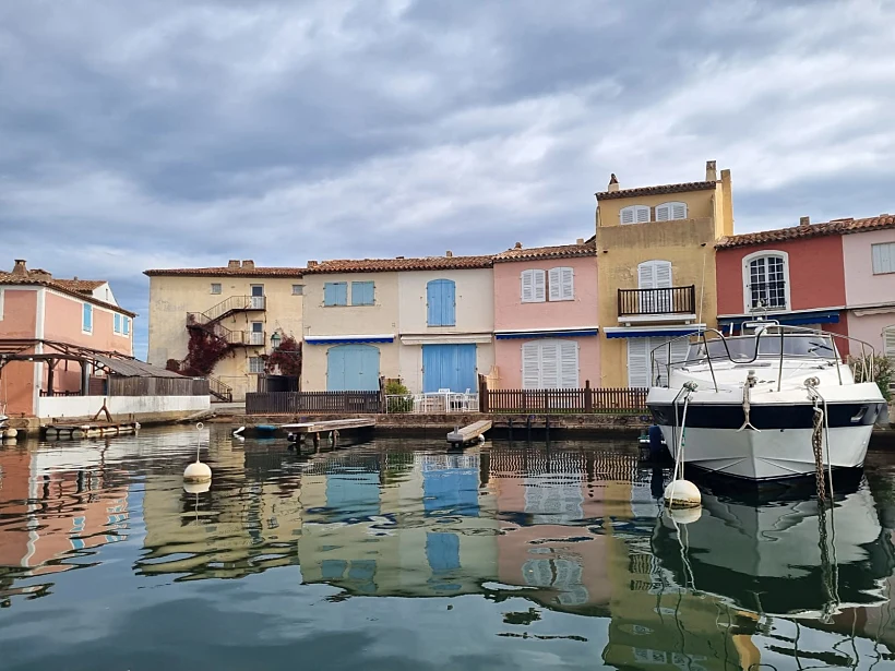 הכפר Port Grimaud צרפת