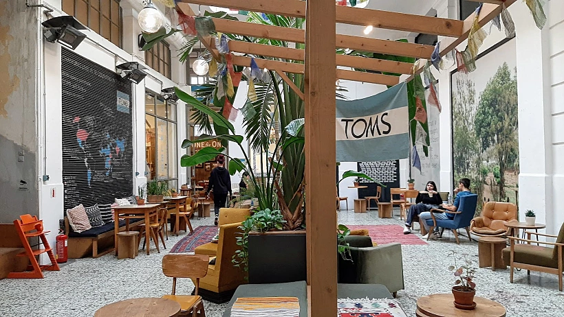 בית קפה עם אופי בסלוניקי