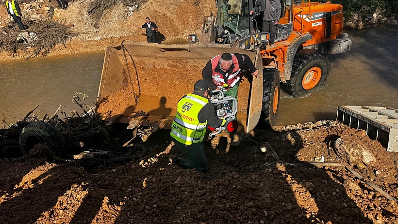 חיפושים אחר הנער שנסחף בנחל מודיעים