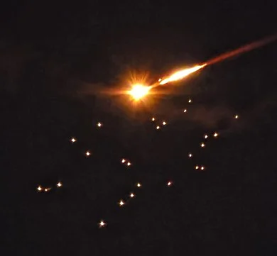 תיעוד של טיל עם חמיש מתפצל