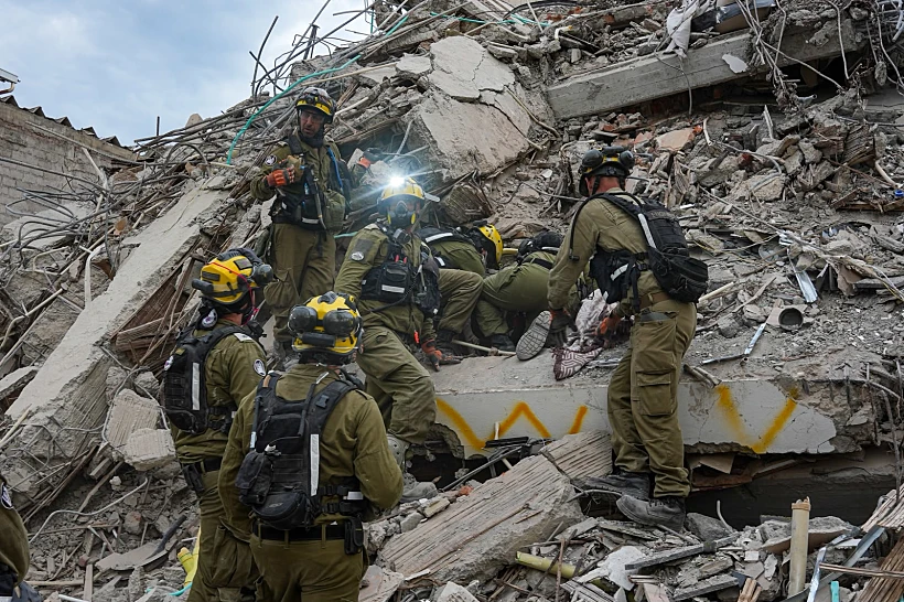 מאמצי החילוץ בעקבות רעש האדמה בקולומביה