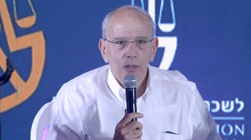 משה לדור, עורך דין