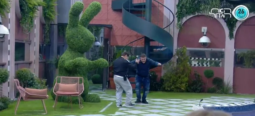 יוסי וגד רוקדים עם בני הארנב