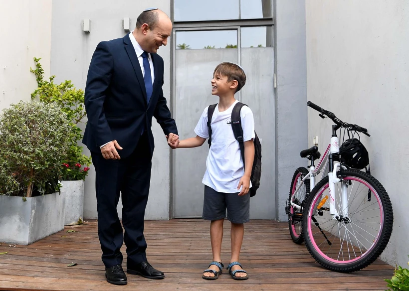 ראש הממשלה בנט עם בנו דוד