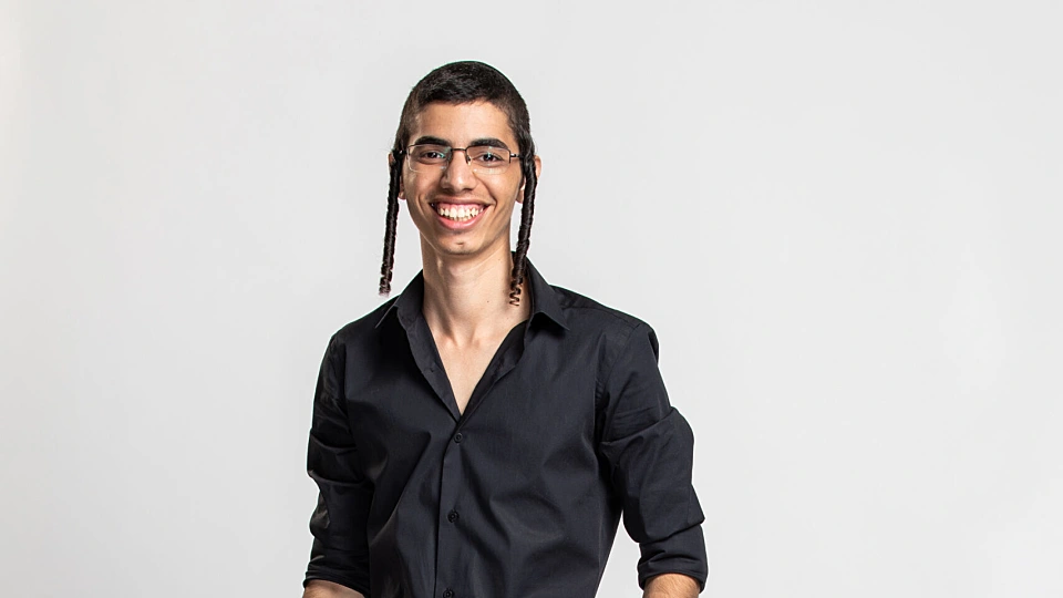 שחר עדוי