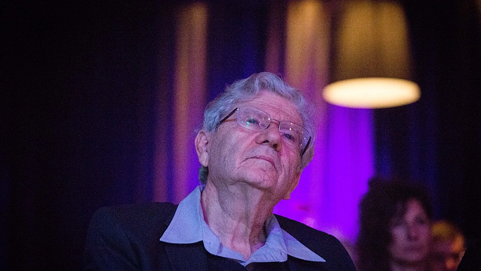 אהרן ברק: "אנחנו כבר לא אותה דמוקרטיה; איננו אזרחים, אלא נתינים"