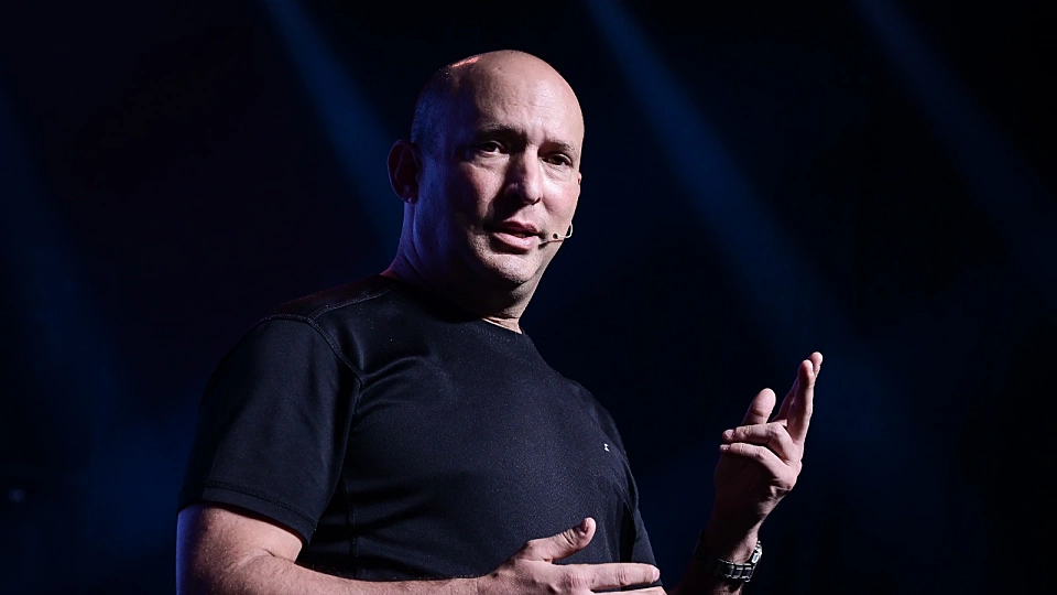 בנט על קטרגייט: "נתניהו שותק ומטרפד עם אנשיו את חקר האמת"