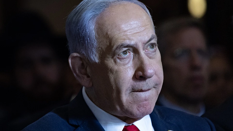 למרות התנגדות היועמ"שית: סולברג אישר לנתניהו להיפגש עם המפכ"ל