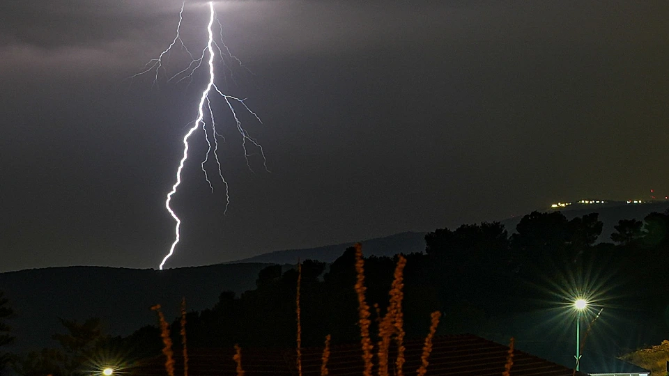 כוננות "ביירון": חשש מהצפות בערי החוף - והיערכות לחילוצים