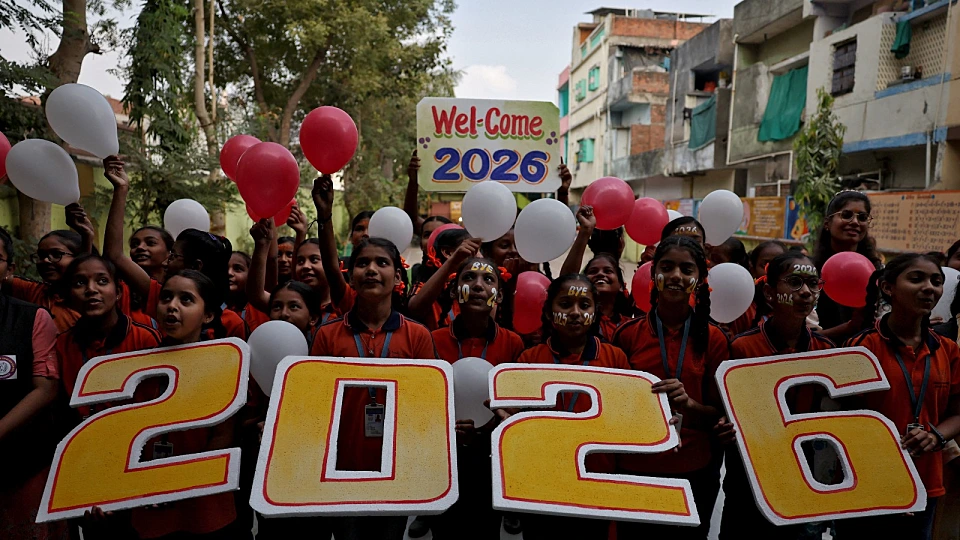 זיקוקים מדובאי ועד ניו יורק: כך חגגו את השנה החדשה בעולם