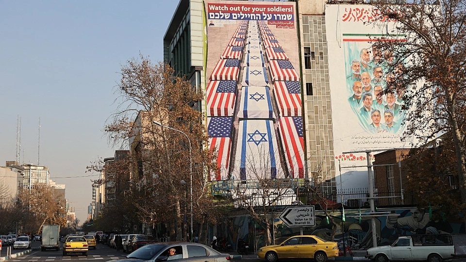 בכירים באיראן: המשטר ב"מצב הישרדות"; אין לו אסטרטגיה