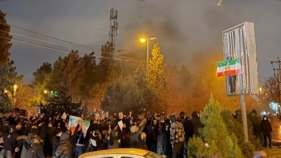 לקראת יממה דרמטית: האיום של טראמפ - והדריכות בישראל