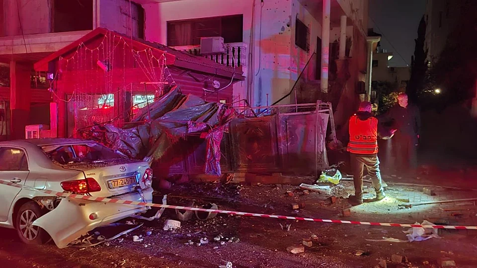 מטח מאיראן: גבר ואישה כבני 70 נהרגו ברמת גן, 4 נפצעו קל