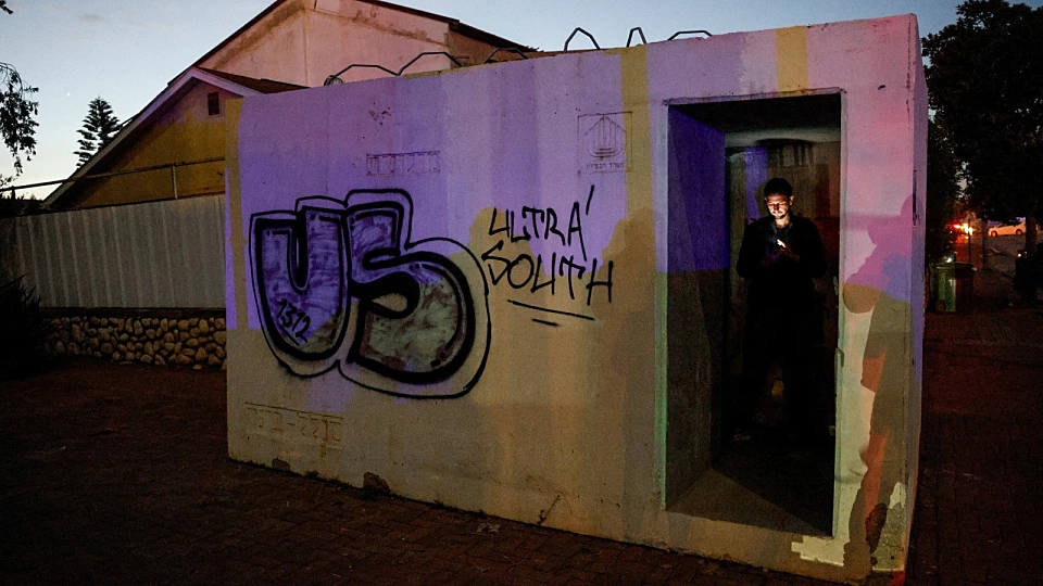 11 פצועים קל בזירות נפילה בבאר שבע; מטחים לצפון מלבנון