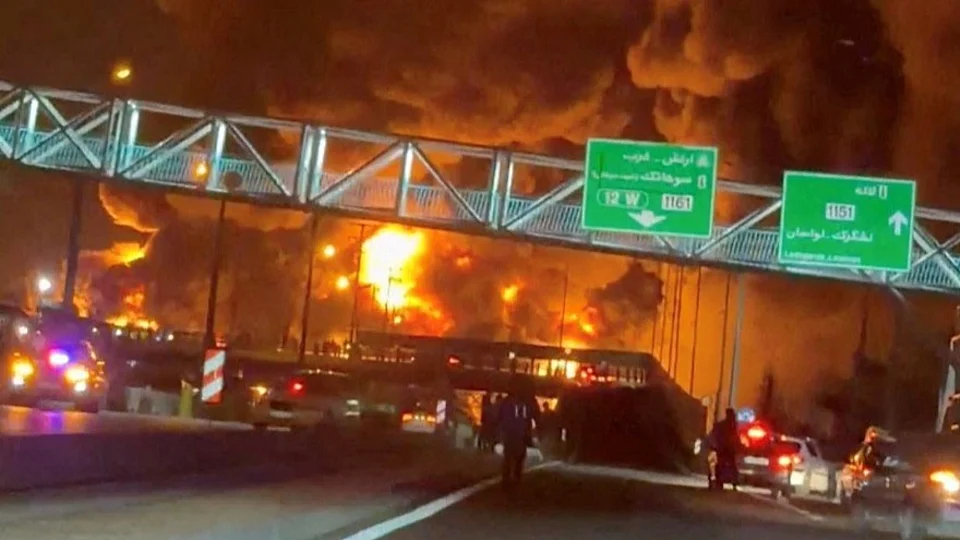 מתקני האנרגיה באיראן על הכוונת: "ממתינים לאור ירוק מארה"ב"