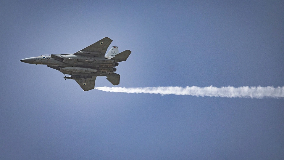 לקראת המו"מ הישיר: הוגבלו פעולות חיל האוויר בלבנון