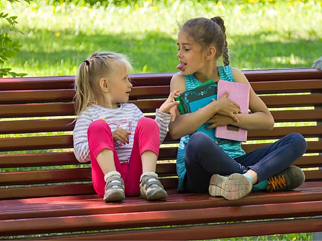 הילד לא מוכן לחלוק עם אחרים? כך תוכלו לגרום לו לעשות זאת