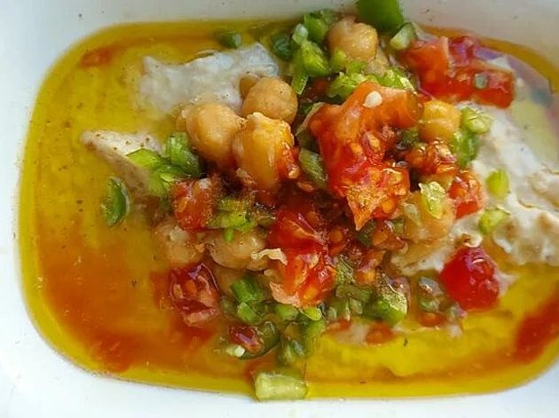 בהשראת אבו חסן: המסבחה הכי טעימה שתכינו בחיים