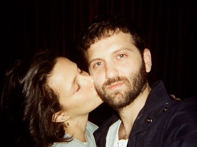 שנתיים אחרי שילדה את בנה הבכור: השחקנית האהובה בהיריון שני