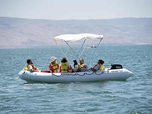 מצננים את עומסי החום -  4 רעיונות לפעילות מים בכנרת ובירדן