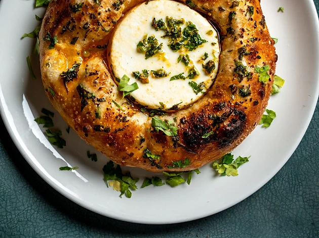 הסוד של ראשל"צ: בשביל המאפה הזה מגיעים במיוחד מכל רחבי הארץ