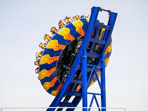 הכירו 5 רכבות הרים מדהימות לכבוד יום רכבות ההרים הבינלאומי 