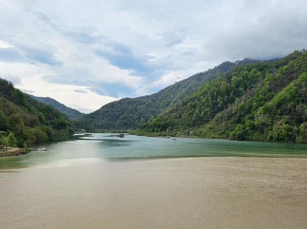 עלול להוביל לעיכוב בכניסה: הפריטים שאסור להכניס ליעד האהוב