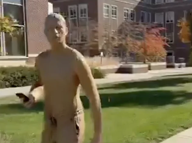 המשטרה פתרה את תעלומת האיש שהתהלך מכוסה בחומר חום ודביק