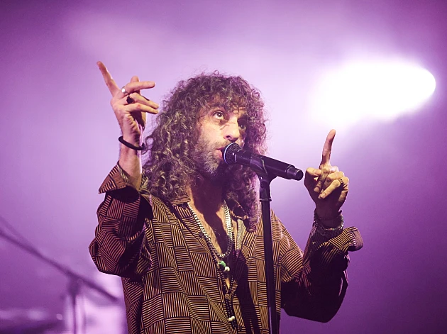 השחקנית המוצלחת נגד הראפר טונה: "נפגעתי ממנו"