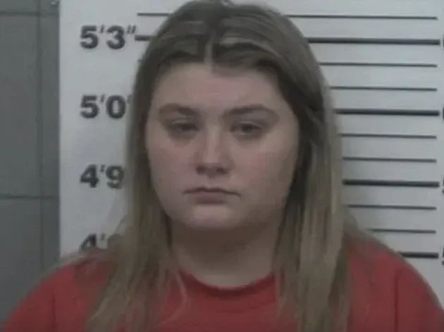 מלכת יופי לשעבר נידונה למאסר עולם על רצח תינוק בן שנה וחצי