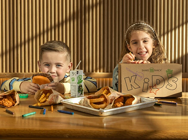 הקלאסיקות האמריקאיות בפנים: ב"שייק שאק" השיקו ארוחות ילדים