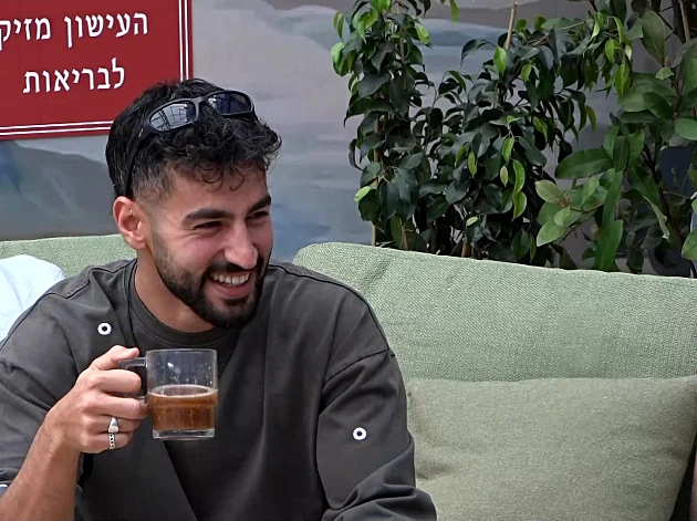 טיימליין ״האח הגדול״, היום ה-5: השבת הראשונה של הדיירים